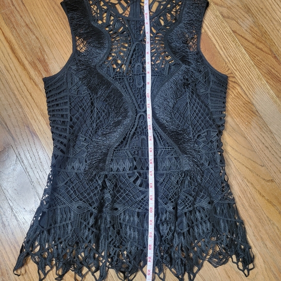 VENUS Black Crochet Sleeveless Top Size 8. Back Zip and Eye Clouser - Picture 10 of 12